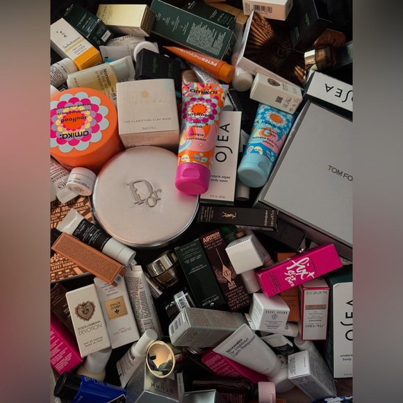 ✨BELLAVITA IS LIVE✨ COME JOIN US! ✨LIVE SHOW FLYER ✨ - Picture 3 of 7